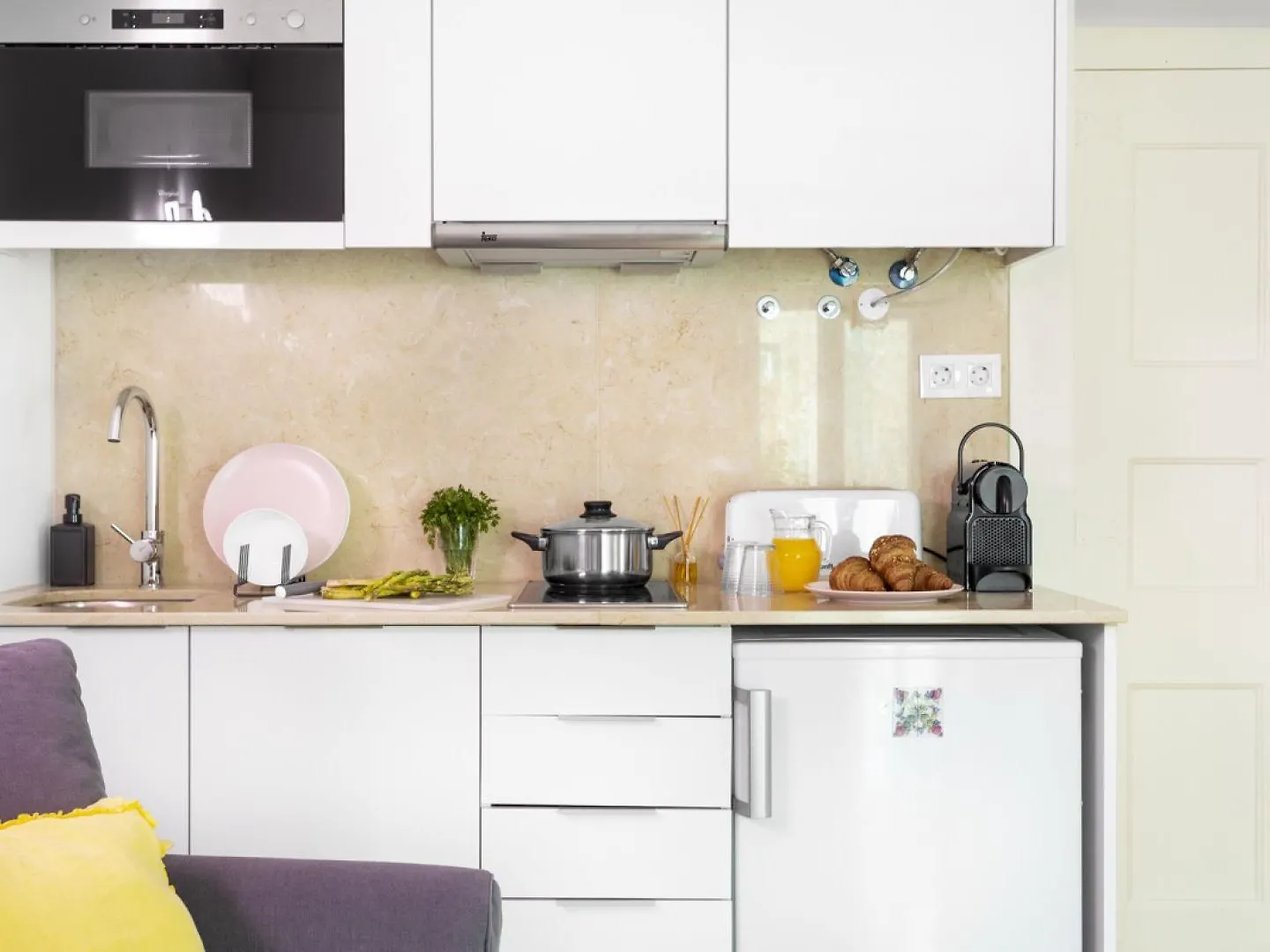 Lisboa Altido Chic 1Br Apt With Balcony Close By Graca Viewpoint And Tram Stops
